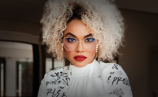 Diva Boss - Timeline - 008